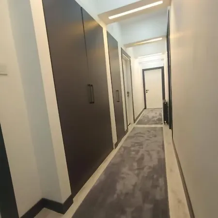 Apartment Very Luxry_3 Bath_3 Bathroom_garden *